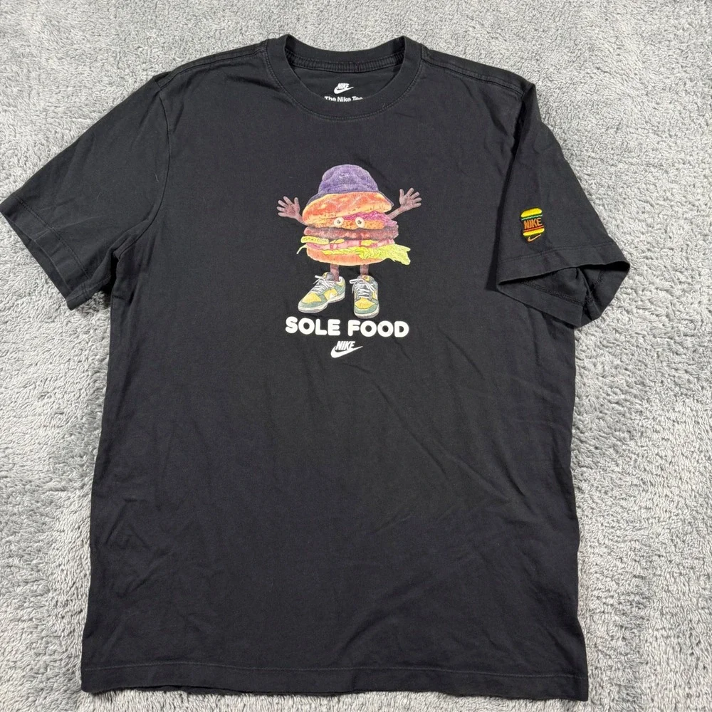 Nike Black Sole Food Graphic T Shirt Tee Burger Food Casual Mens Size Medium‎